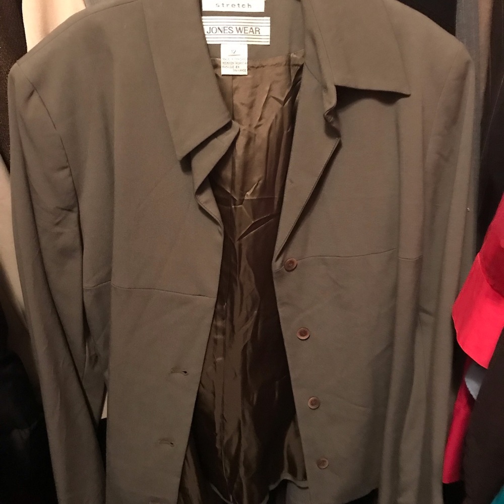 Pant suit